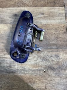 Ручка двери передняя правая HONDA STREAM RN1 2002