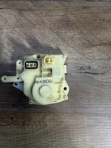 Замок двери передний правый актуатор HONDA ODYSSEY