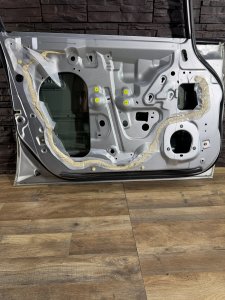 Дверь передняя левая HONDA ODYSSEY RA6 RA7 RA8 RA9 2000