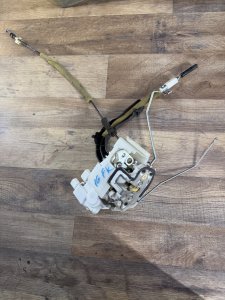 Замок двери передний правый HONDA ACCORD CL9 CL8 CL7 2006