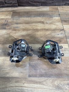 Фары противотуманные 81210-12230 81220-12230 TOYOTA COROLLA FIELDER