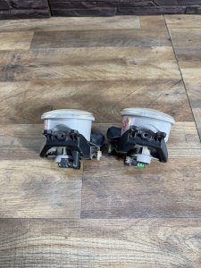 Фары противотуманные TOYOTA COROLLA FIELDER OEM 81210-12230 81220-12230 NZE164