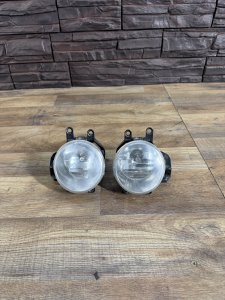 Фары противотуманные TOYOTA COROLLA FIELDER OEM 81210-12230 81220-12230 NZE164