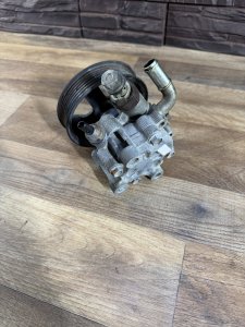 Насос ГУР TOYOTA CAMRY OEM 44310-06070 44310-06071 44310-33150 ACV30 2004
