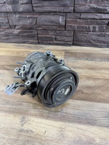 Компрессор кондиционера 88320-48080 TOYOTA CAMRY