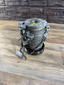 Компрессор кондиционера TOYOTA CAMRY OEM 88320-48080 ACV30 2004
