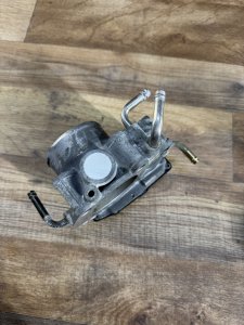 Дроссельная заслонка TOYOTA CAMRY OEM 22030-28030 22030-28040 ACV30 2004