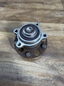 Ступица задняя HONDA ACCORD OEM 42200-SEA-951 CL7 CL9 2006