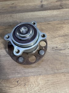 Ступица задняя HONDA ACCORD OEM 42200-SEA-951 CL7 CL9 2006