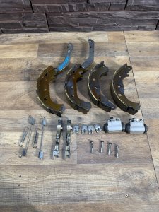Механизм стояночного тормоза B3YH-26-38ZA B3YH-26-710A D350-26-345 B3YH-26-380A D350-26-391 D351-33-691 MAZDA AXELA