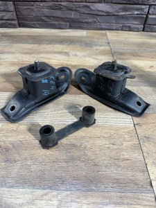 подушка кпп комплект 50820-SL4-980 50819-SL4-980 HONDA RAFAGA
