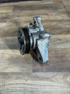 Насос ГУР HONDA RAFAGA OEM 56992-PV3-003 56992-PV3-004 56992-P1R-003 56992-P1R-004 CE4 1994