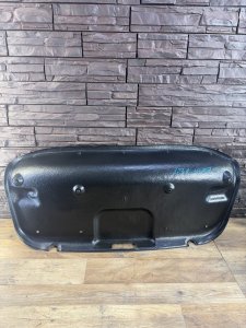 обшивка крышки багажника MAZDA AXELA