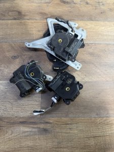 сервопривод печки комплект TOYOTA CAMRY ACV30 2004