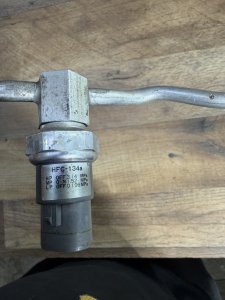 Трубка кондиционера ACURA MDX HONDA MDX YD1 2004