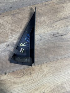 Треугольник двери уголок правый HONDA ODYSSEY RA6 RA7 RA8 RA9 2000