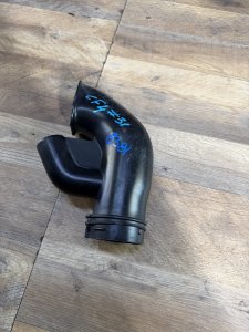 Воздухозаборник 17243-PCA-000 HONDA ACCORD TORNEO