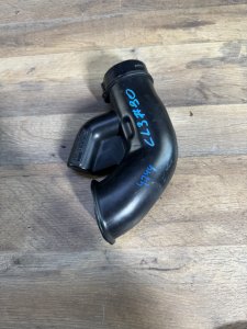 Воздухозаборник 17243-PCA-000 HONDA ACCORD TORNEO