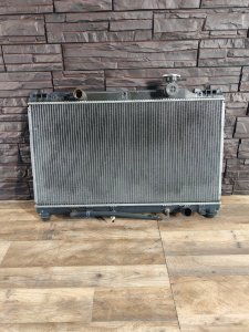радиатор охлаждения двигателя TOYOTA CAMRY OEM 16400-28281 ACV30 2002