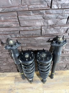 Стойки комплект HONDA ODYSSEY RA6 RA7 RA8 RA9 2000