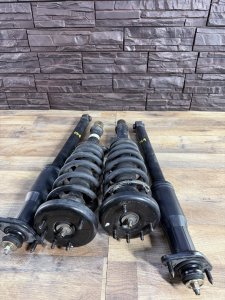 Стойки комплект HONDA ODYSSEY RA6 RA7 RA8 RA9 2000