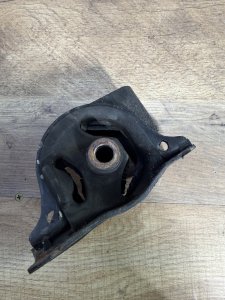 подушка двигателя правая HONDA TORNEO ACCORD OEM 50806-S0A-980 CF3 CF4 CF5 CF6 CF7 CL1 CL2 CL3 CH9 1998
