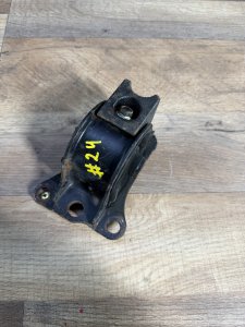 подушка двигателя правая 50806-S0A-980 HONDA TORNEO ACCORD