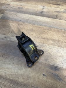 подушка двигателя правая 50806-S0A-980 HONDA TORNEO ACCORD