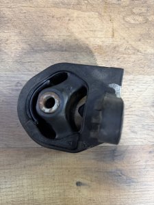 подушка двигателя задняя HONDA STREAM OEM 50810-S6A-992 RN1 2002