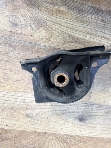 подушка двигателя правая HONDA TORNEO ACCORD OEM 50806-S0A-980 CF3 CF4 CF5 CF6 CF7 CL1 CL2 CL3 CH9 1999