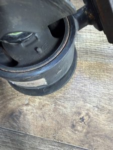подушка двигателя верхняя TOYOTA CAMRY ACV30 2002