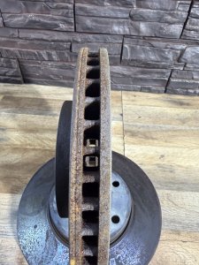 диски тормозные передние 43512-44011. 43512-33090 TOYOTA CAMRY