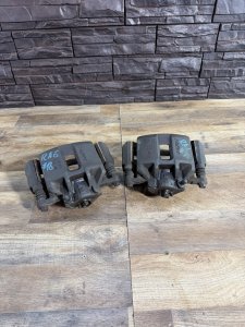Суппорта передние HONDA ODYSSEY OEM 43018-SX0-000 43019-SX0-000 RA6 RA7 RA8 RA9 2000