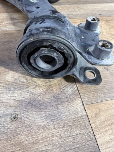 Рычаг передний нижний левый MAZDA AXELA OEM B32H-34-350D BK5P 2007