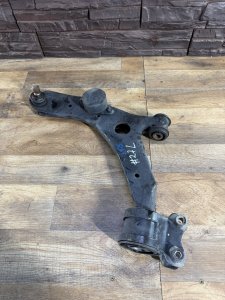 Рычаг передний нижний левый B32H-34-350D MAZDA AXELA
