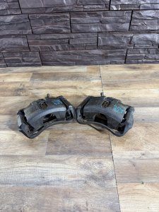 Суппорта передние 45019-S0A-013 45018-S0A-013 HONDA TORNEO ACCORD
