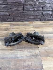 Суппорта передние HONDA TORNEO ACCORD OEM 45019-S0A-013 45018-S0A-013 CF4 CF5 CF6 CF7 CL2 CL3 CH9 1998