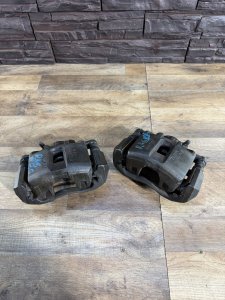Суппорта передние 45019-S4X-003 45018-S4X-003 HONDA ODYSSEY