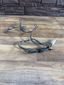 Датчик ABS передний правый 89542-33070 TOYOTA CAMRY