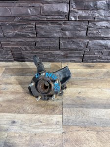 Ступица передняя правая MAZDA AXELA OEM BP4L-33-060A. BR5S-33-021 BK5P 2007