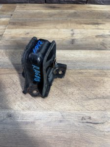 Подушка двигателя передняя HONDA ODYSSEY OEM 50840-S2X-000 RA6 2000