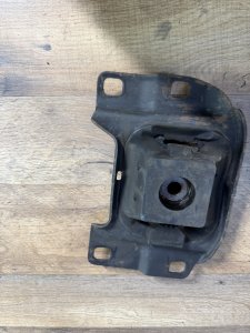 подушка двигателя левая MAZDA AXELA OEM BP4N-39-070C BK5P 2007