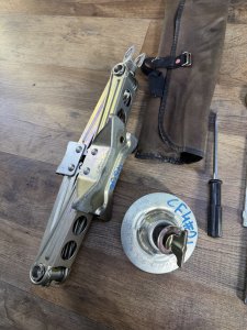 Домкрат поддомкратник набор HONDA TORNEO ACCORD OEM 89310-S30-003. 89000-SR3-902 CF3 CF4 CF5 CF6 CF7 CL1 CL2 CL3 CH9 1999