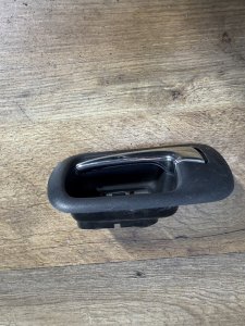 Ручка двери передняя левая HONDA STREAM OEM 72160-S7A-J01ZB RN1 RN2 RN3 RN4 2000