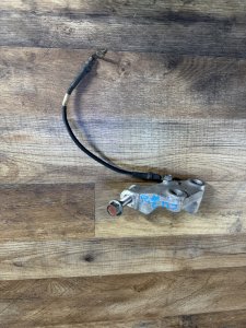 Кронштейн правой подушки HONDA ACCORD OEM 50620-TA0-A00 CU2 CU1 2008