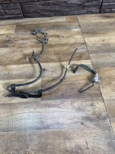 Датчик ABS передний левый TOYOTA CAMRY OEM 89543-33070 ACV30 2004