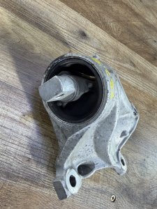 Подушка кпп HONDA LEGEND OEM 50850SJAA61 KB2 KB1 2012