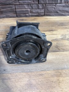 подушка двигателя задняя HONDA LEGEND OEM 50830-SJA-E01 KB2 KB1 2012