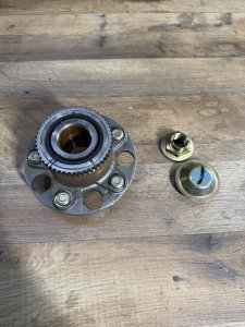 Ступица задняя HONDA ODYSSEY OEM 42200-SZ3-951 RA8 RA6 2002