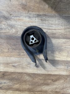 подушка двигателя задняя MAZDA AXELA OEM BP4K-39-040D BK5P 2007